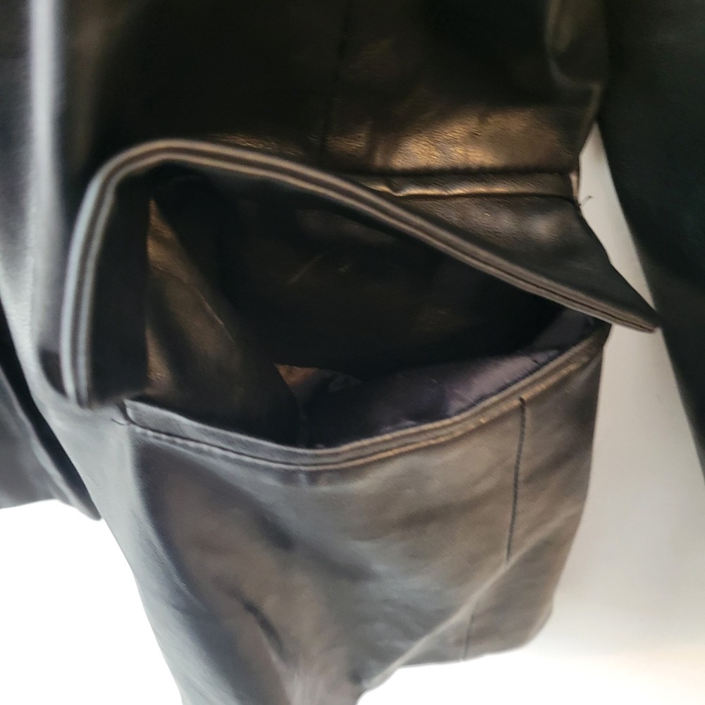 BLANKNYC Black Faux Leather Double Breasted Blazer Jacket Sz L Pockets Business - Picture 7 of 16